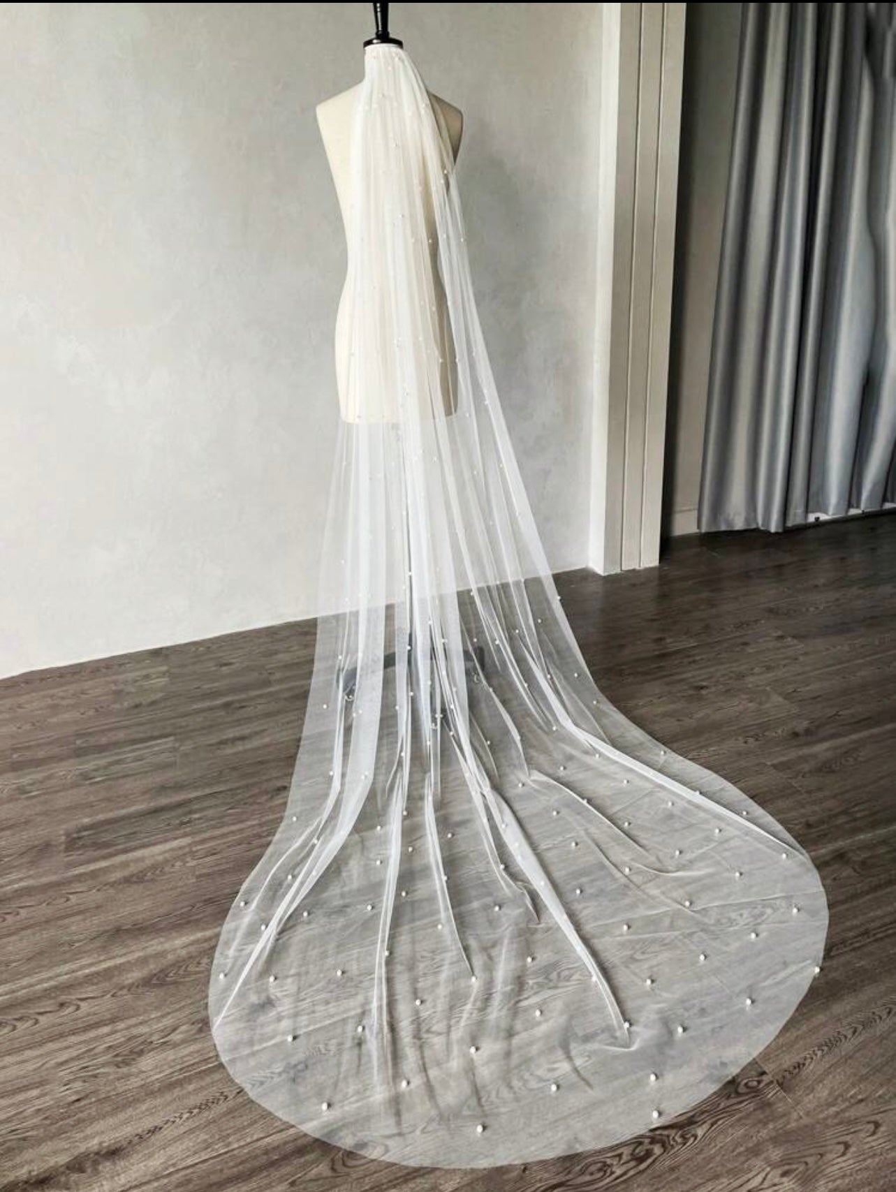 Pearl bridal veil