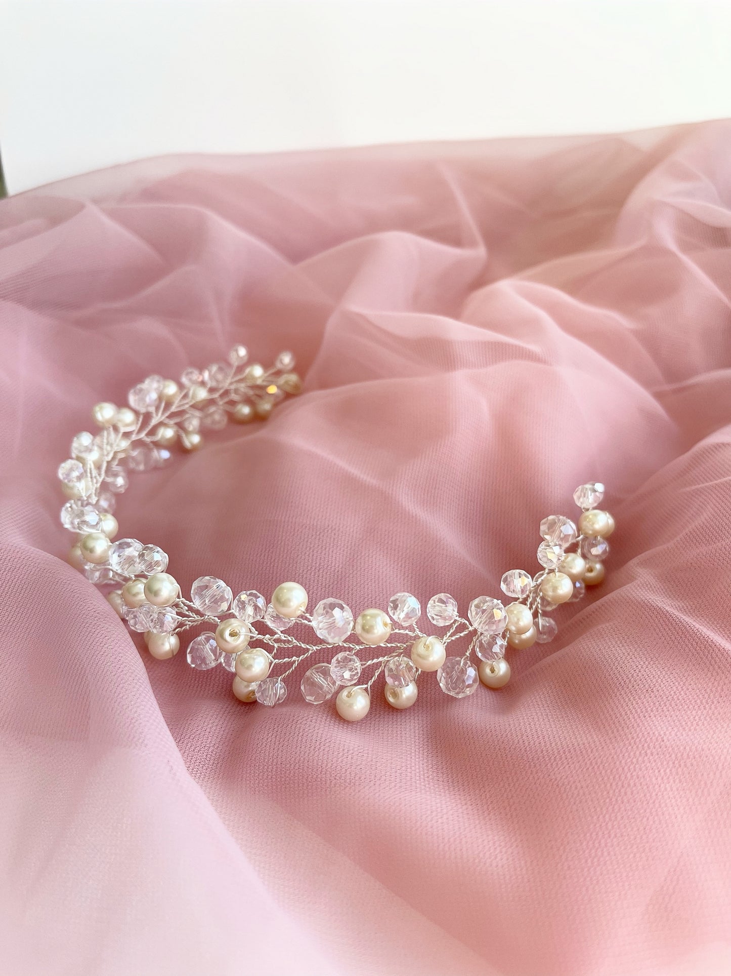 Pearl bridal headpiece