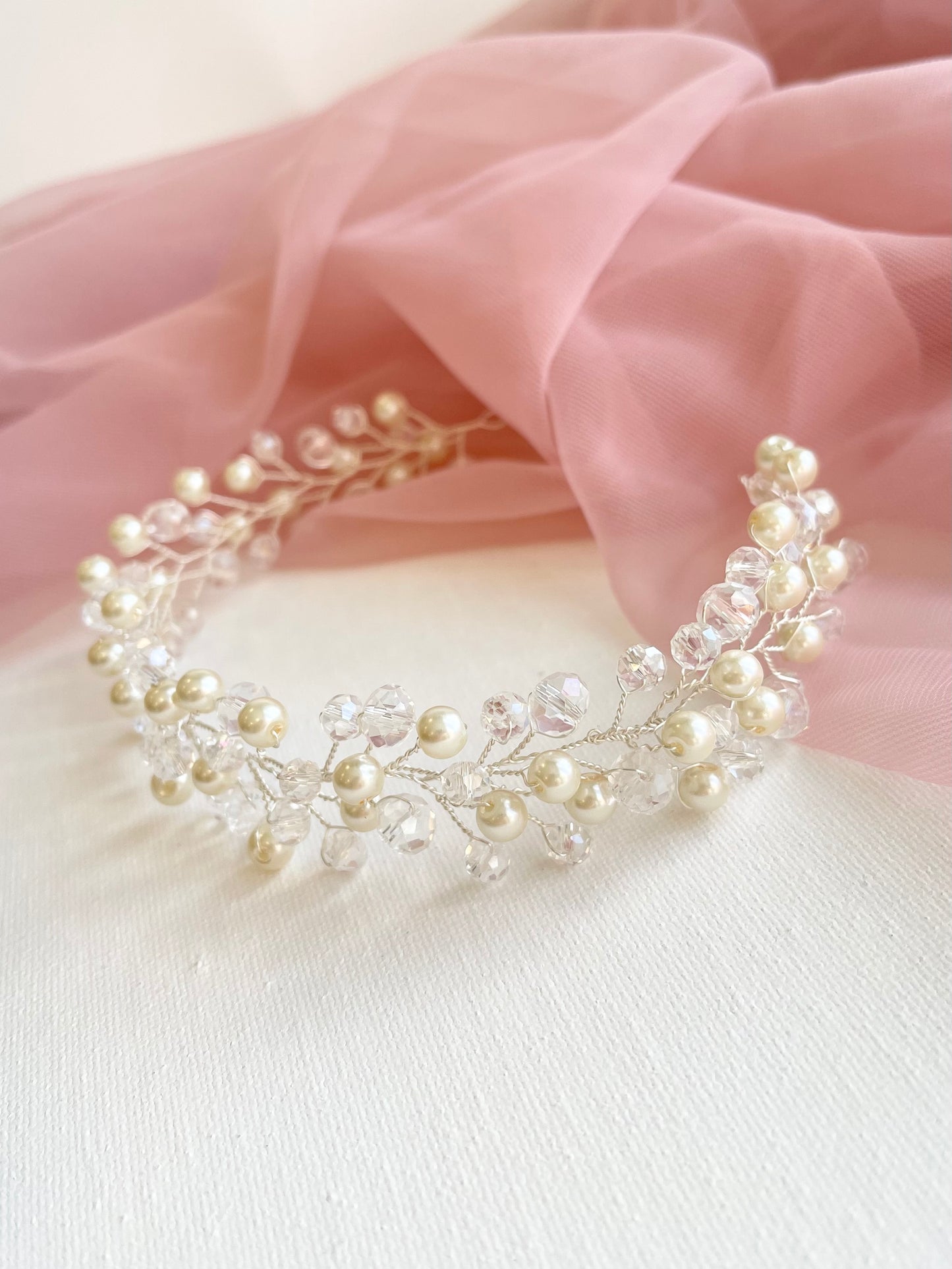 Pearl bridal headpiece